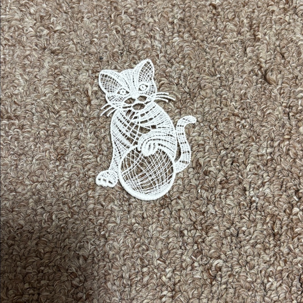 Intricate Lace Cat Applique